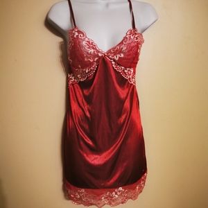 Beautiful 💘 Satin and lace Lingerie size medium
